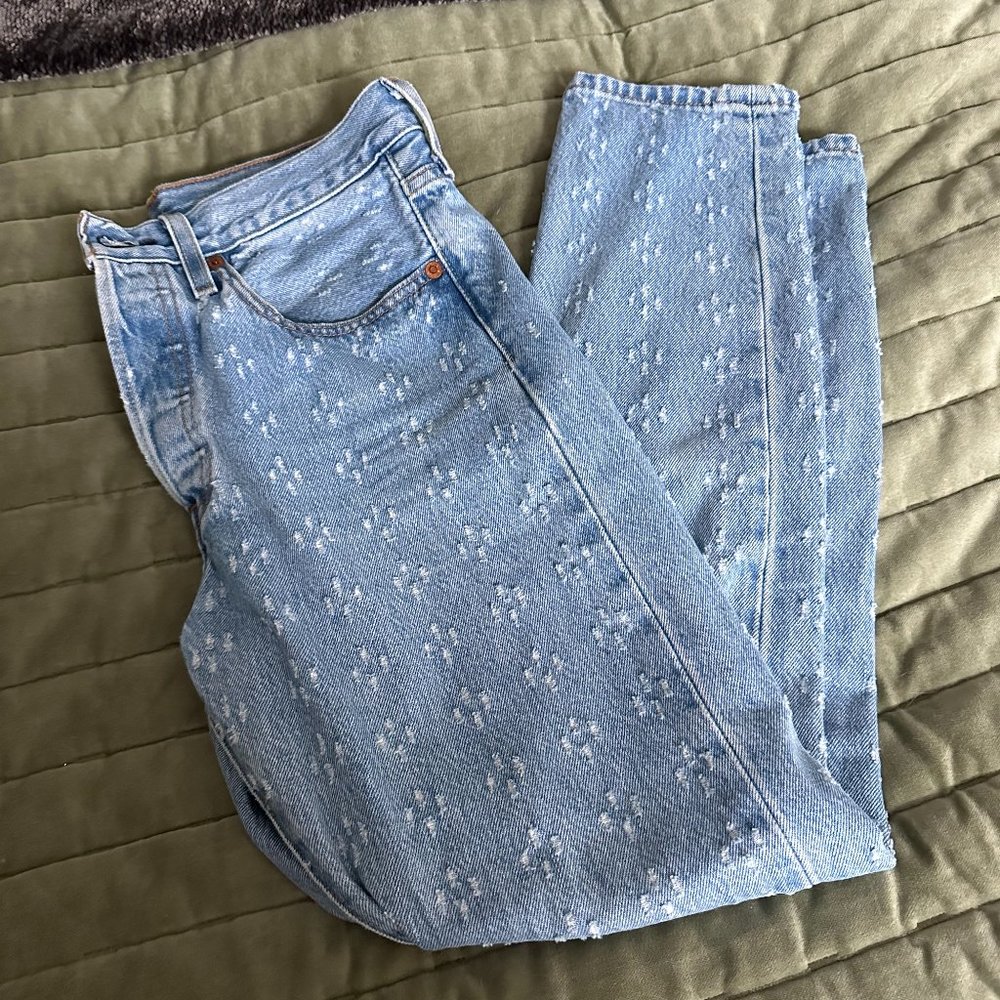 Textured Levi's 501s